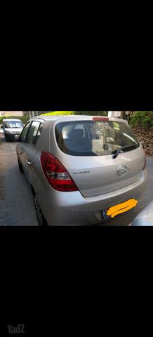 מודעת רכב יונדאי i20