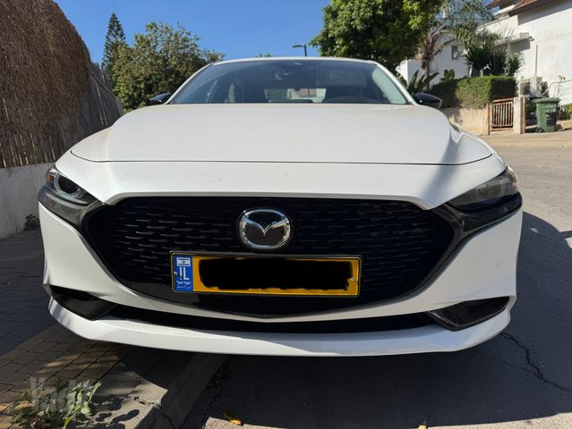 מאזדה 3
