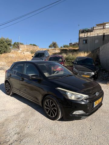 יונדאי i20