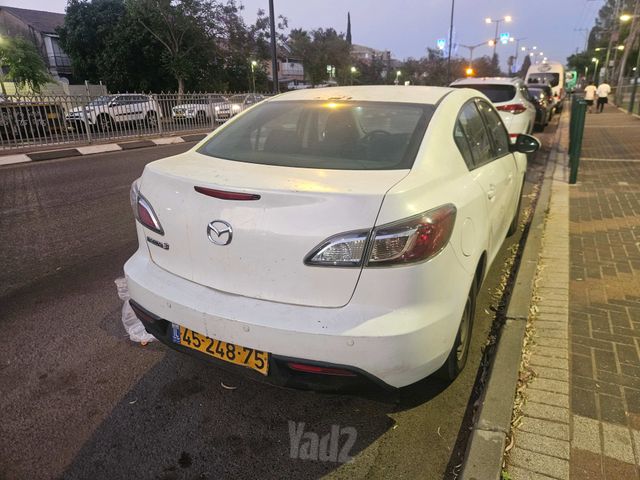 מאזדה 3