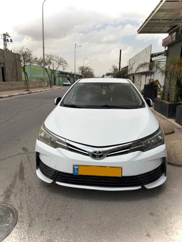 מודעת רכב טויוטה קורולה