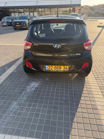 יונדאי i10