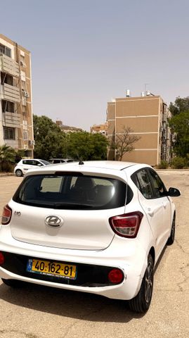 יונדאי i10