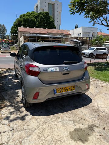 יונדאי i10
