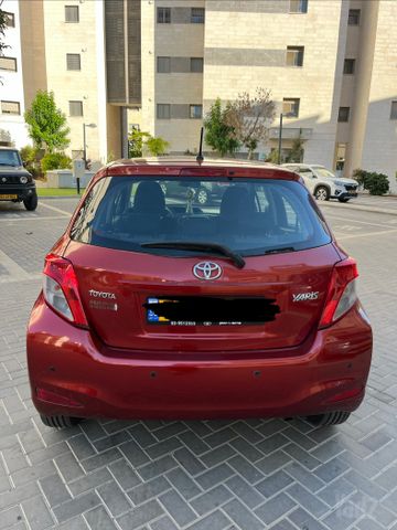 מודעת רכב טויוטה יאריס