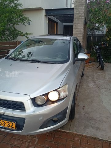 שברולט סוניק