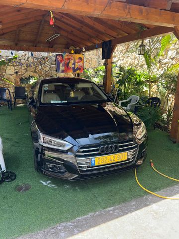 אאודי A5