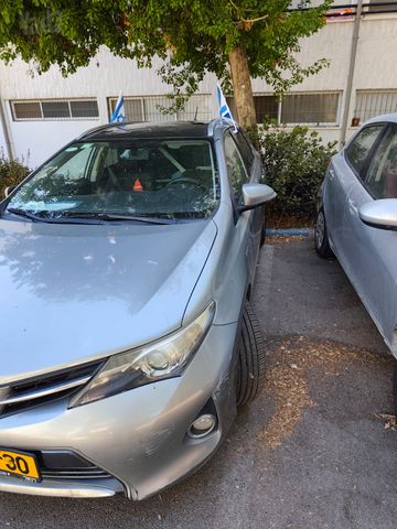 טויוטה אוריס