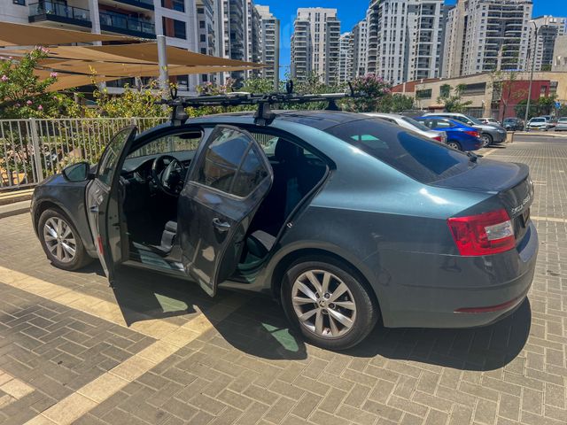 סקודה אוקטביה