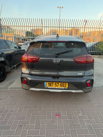 קיה נירו