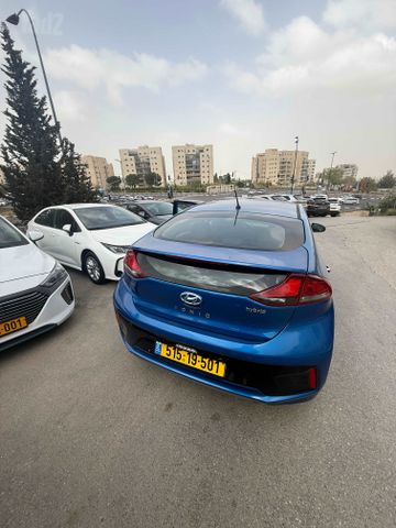 יונדאי איוניק