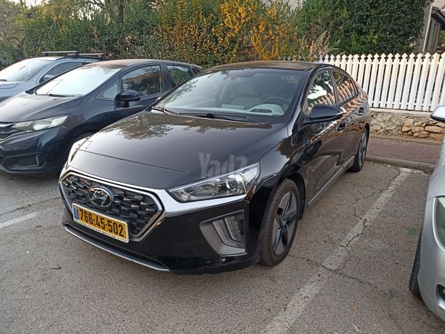 יונדאי איוניק