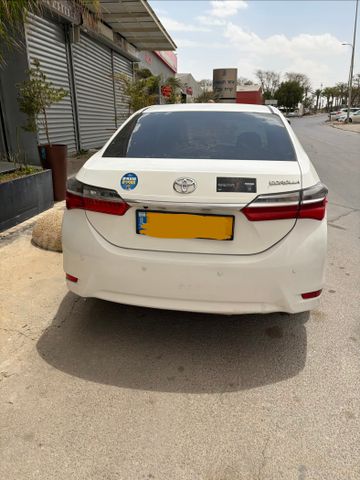 טויוטה קורולה
