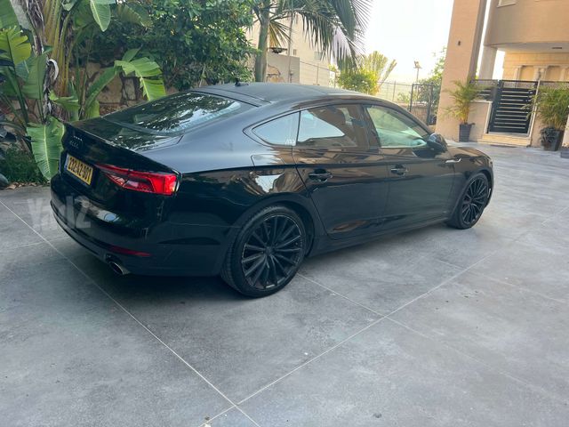 אאודי A5