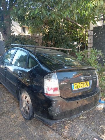 טויוטה פריוס