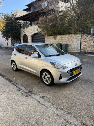 יונדאי i10
