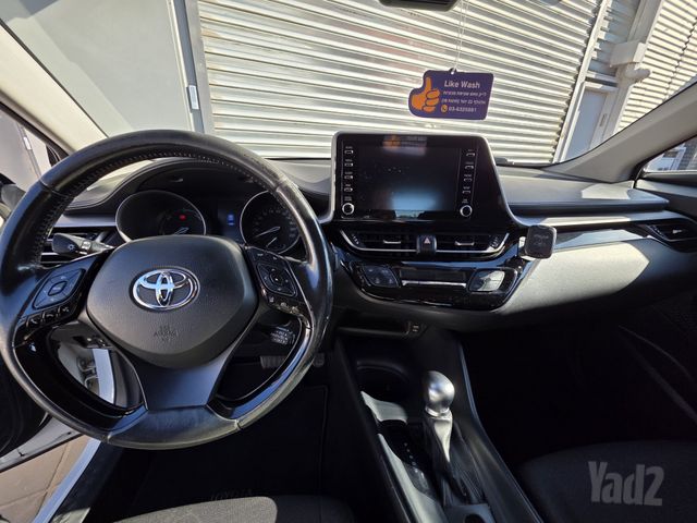 טויוטה C-HR