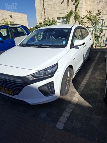 יונדאי איוניק