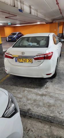 מודעת רכב טויוטה קורולה