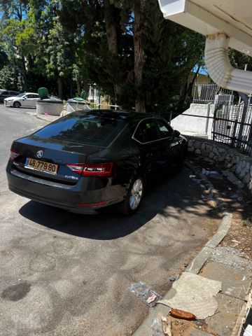 מודעת רכב סקודה סופרב