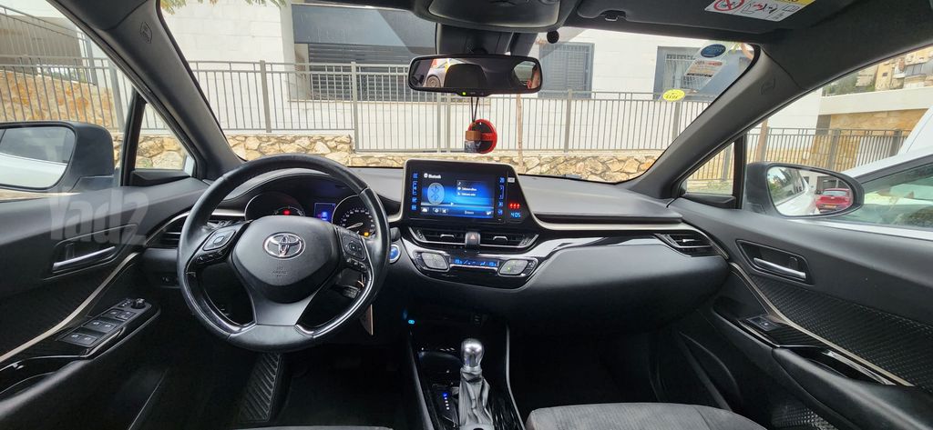 טויוטה C-HR