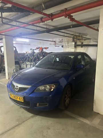 מודעת רכב מאזדה 3