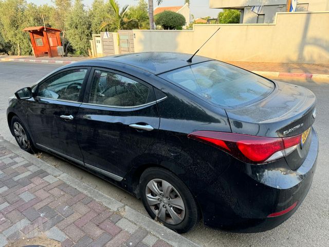 יונדאי I35