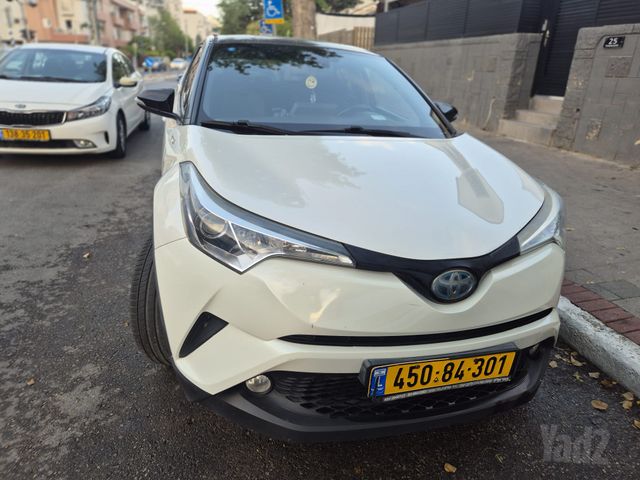 טויוטה C-HR