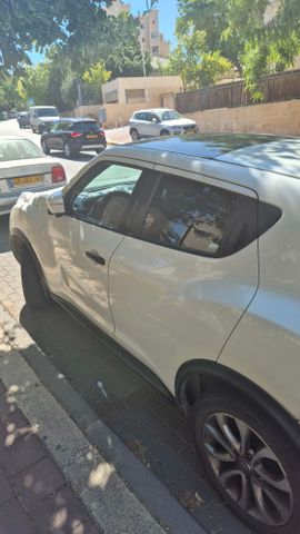 ניסאן ג'וק