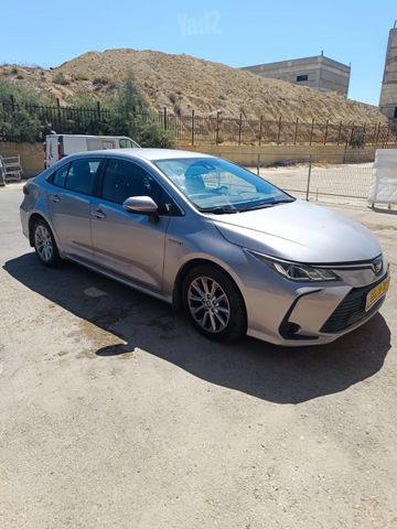 מודעת רכב טויוטה קורולה