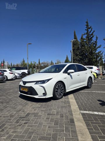 טויוטה קורולה