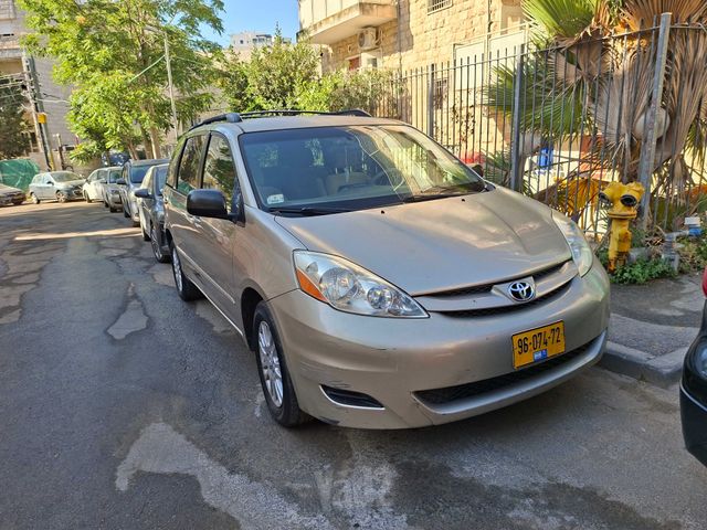 טויוטה סיינה