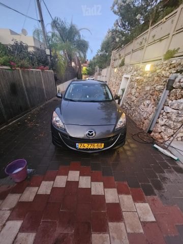 מודעת רכב מאזדה 3