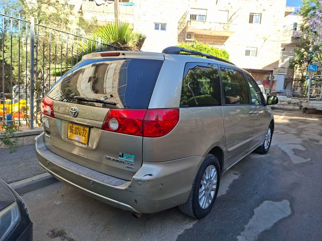 טויוטה סיינה