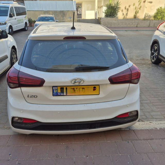 יונדאי i20