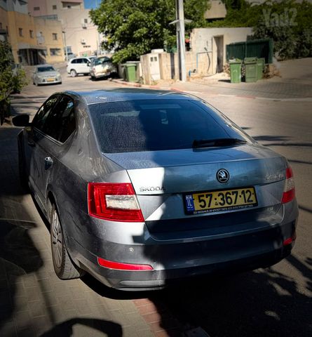 סקודה אוקטביה