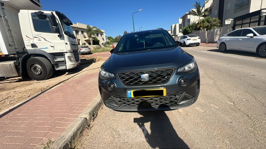 סיאט ארונה
