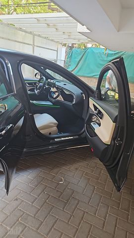 מודעת רכב מרצדס-בנץ E-class