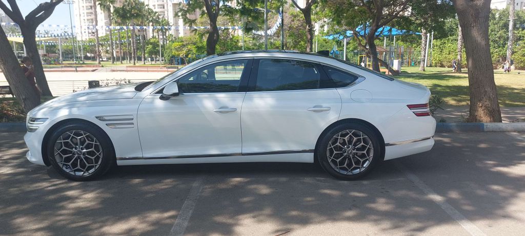ג'נסיס G80