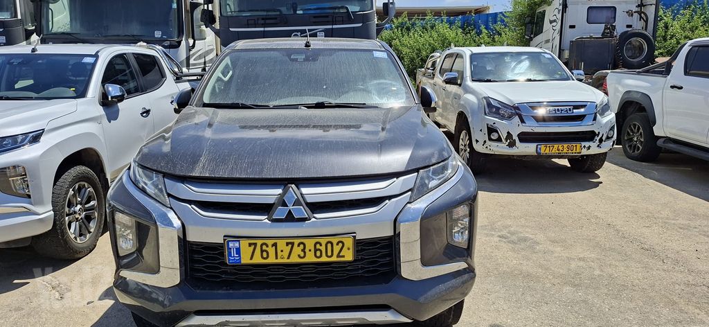 מודעת רכב מיצובישי טרייטון / L200