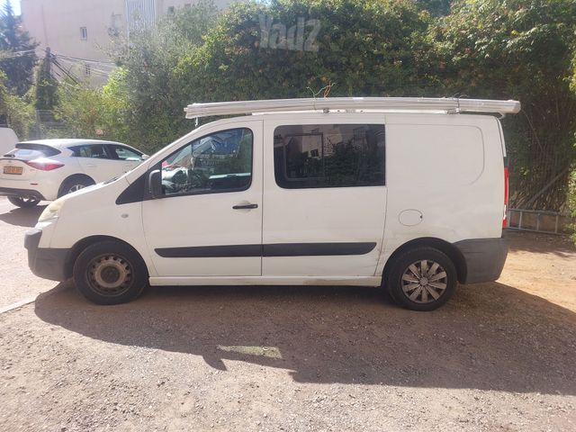 מודעת רכב סיטרואן ג'אמפי