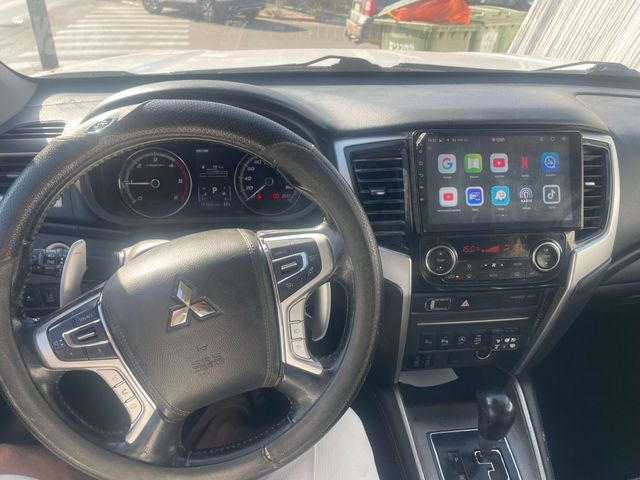 מיצובישי טרייטון / L200