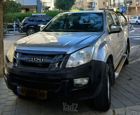 מודעת רכב איסוזו די-מקס