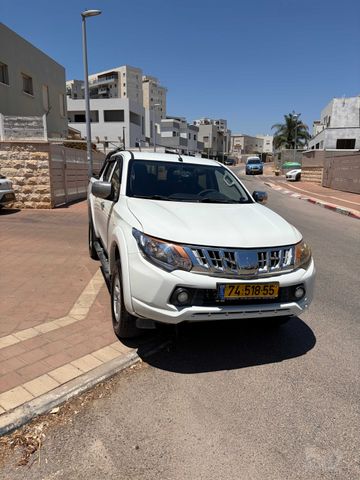 מיצובישי טרייטון / L200