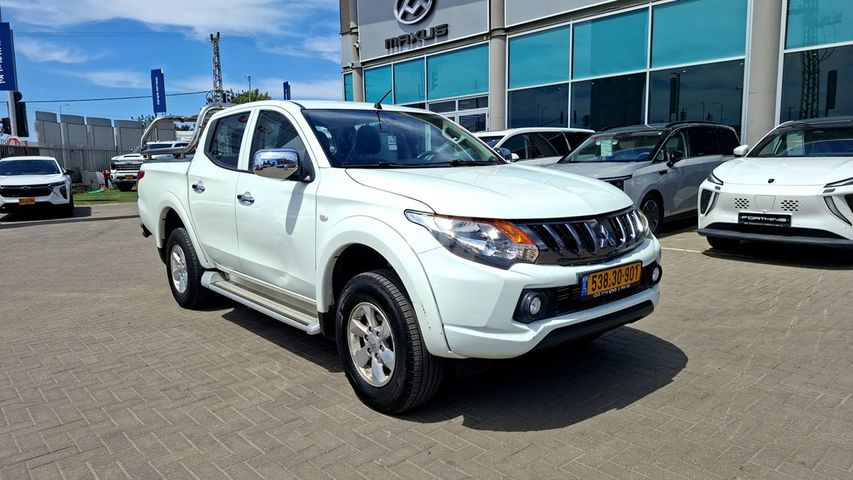 מודעת רכב מיצובישי טרייטון / L200