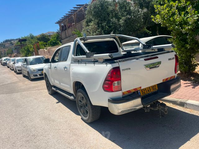 טויוטה היילקס