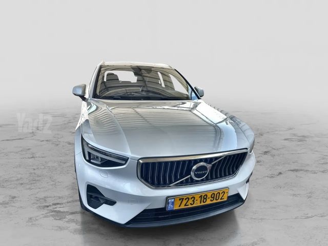 מודעת רכב וולוו XC40
