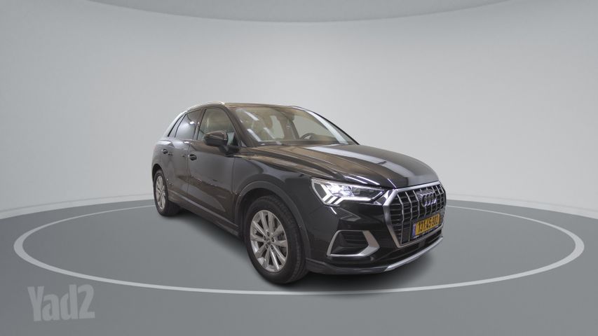 אאודי Q3