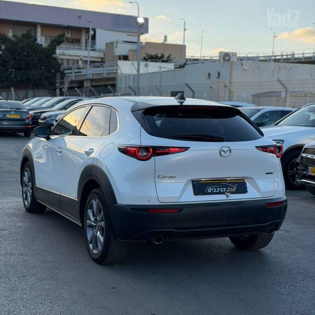 מאזדה CX-30