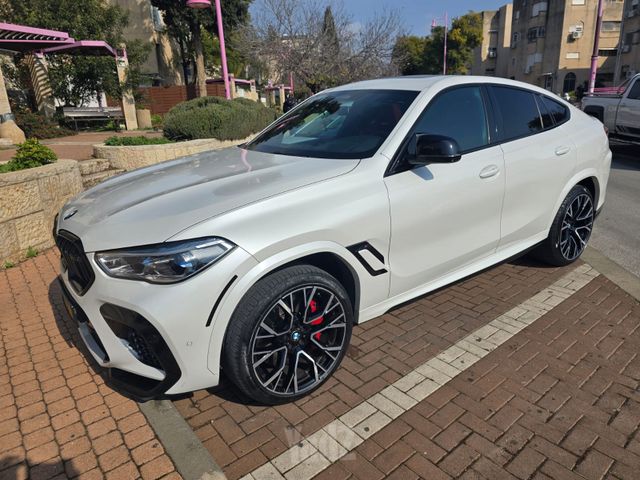 ב מ וו X6 M